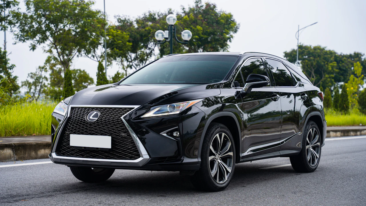 Lexus RX 350 Years to Avoid — and the Years to Buy Instead — illustration