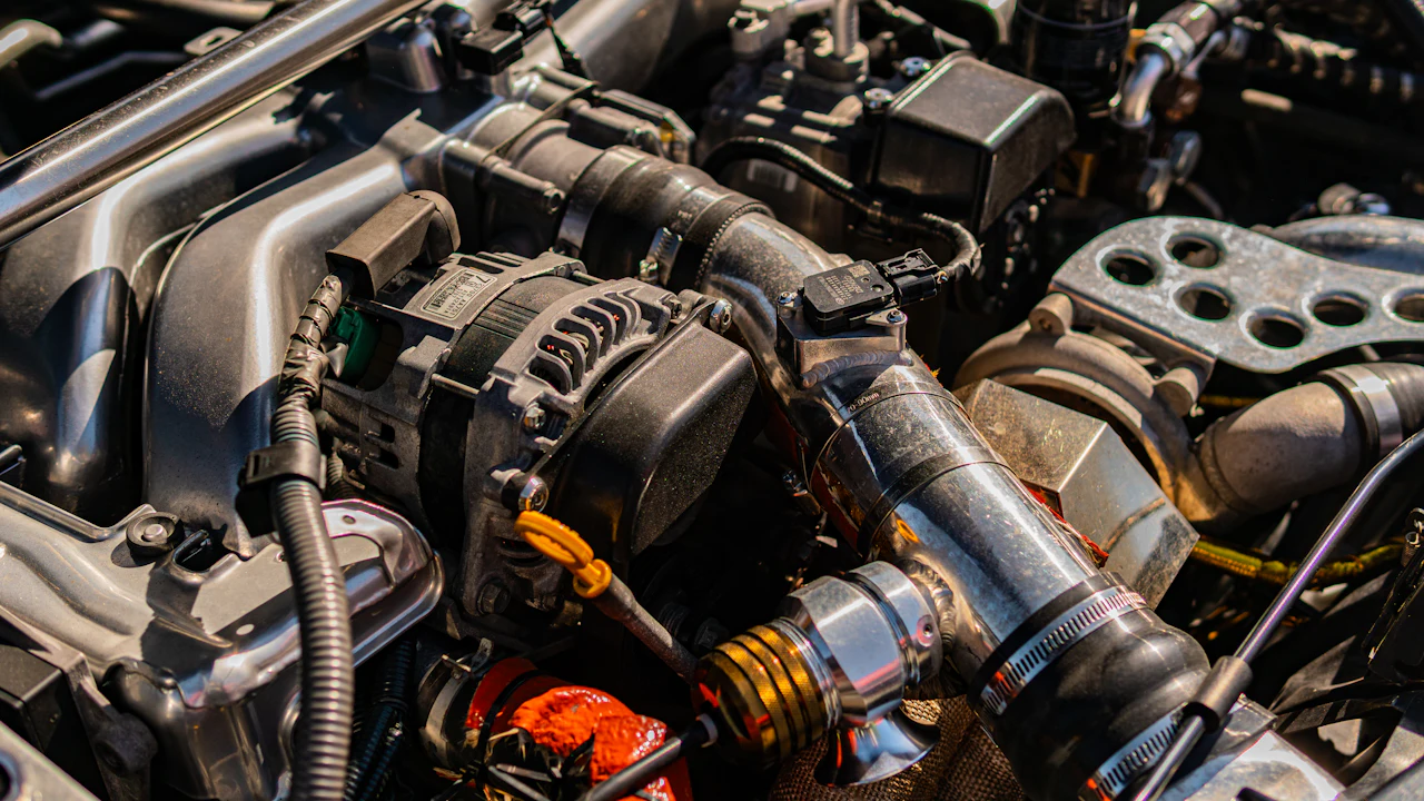 Symptoms of a Bad Alternator: What 1,231 Owner Reports Describe — illustration