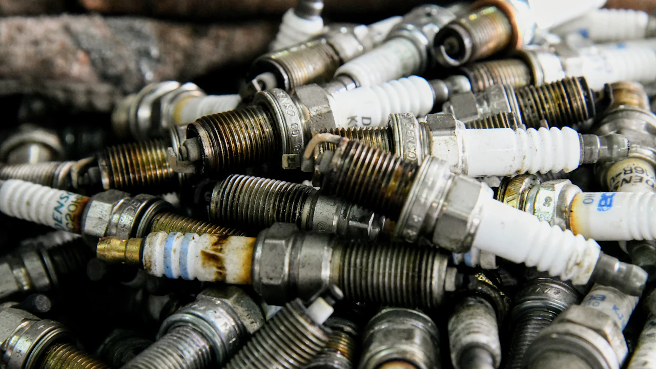 Symptoms of a Bad Spark Plug: Which Ones Actually Mean Anything — illustration